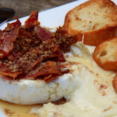 Maple Bacon Baked Brie