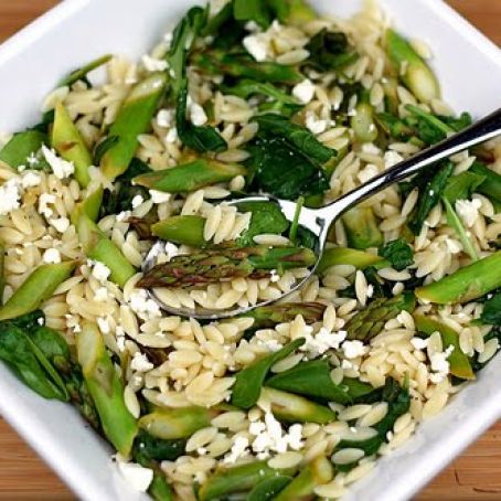 Hot or cold asparagus pasta salad