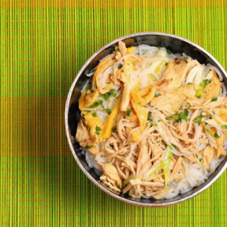 ginger chicken with rice noodles