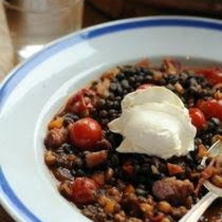 Höstlig linsssoppa med tomat och gryn