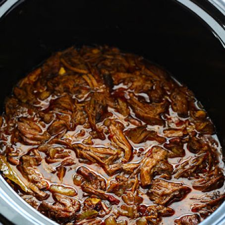 Barbacoa (Shredded Beef) in Slow Cooker