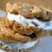 Frozen Caramel Crunchcake