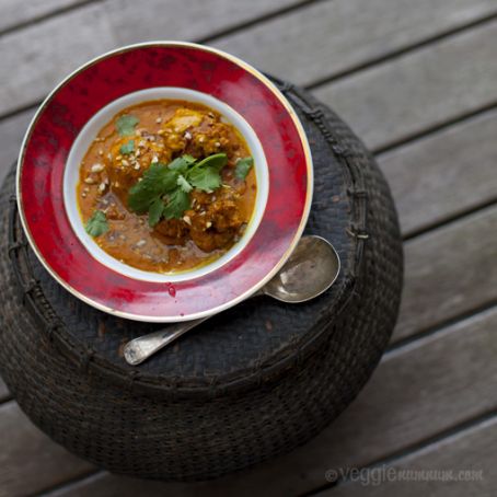Kofta (Veg) & Curry Sauce
