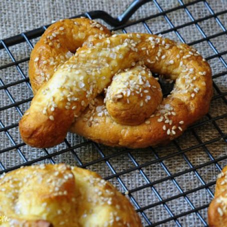 Gluten Free Soft Pretzel