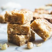 Piña Colada Blondies