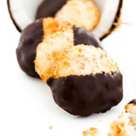 No-Bake Chocolate Dipped Oatmeal Cookies