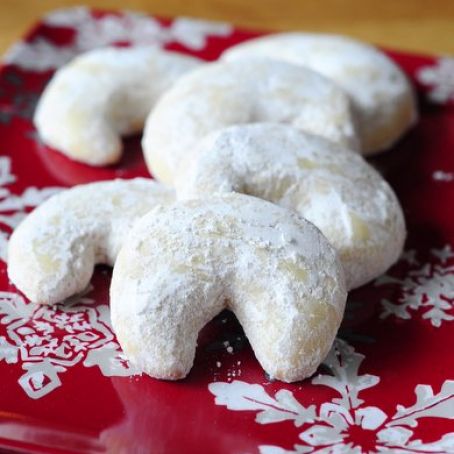 Cookie - Vanilla Almond Crescent Cookies