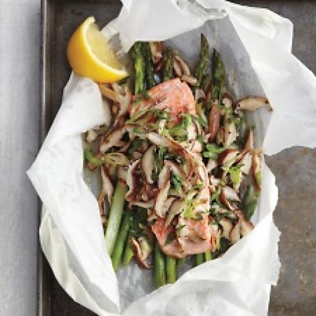 Wild Salmon, Asparagus, and Shiitakes in Parchment