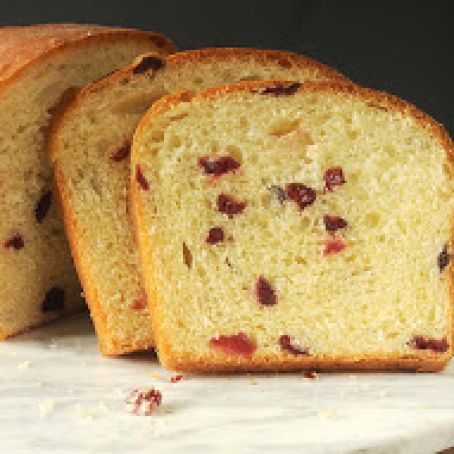 Golden Egg Bread with Dried Fruit