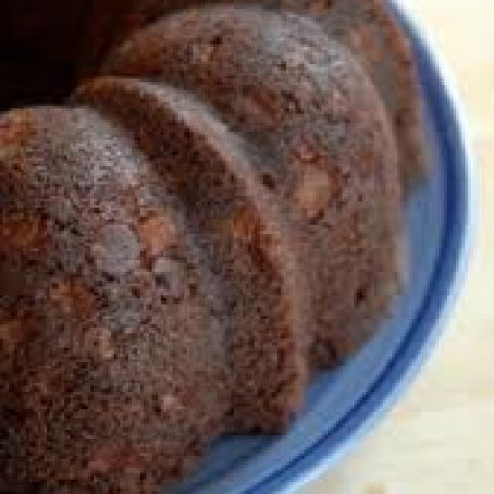 Cocoa Apple Cake--The Platinum Recipes Collection