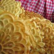 Lavender Pizzelles