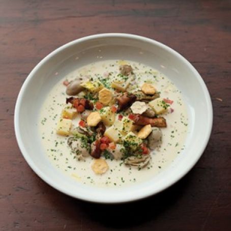 Oyster Stew (The Local Palate)