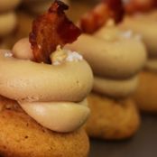 Maple Bacon Cupcakes