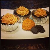 Chocolate Peanut Butter Cupcake