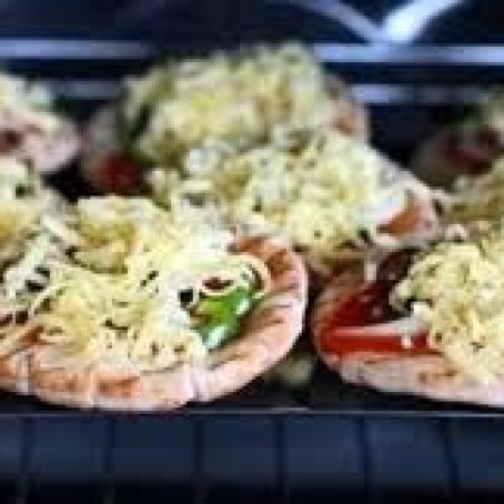 Pita Bread Chicken Pizza