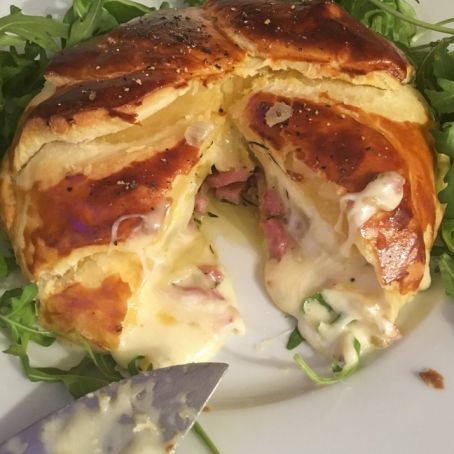 Baked Reblochon Pithivier style