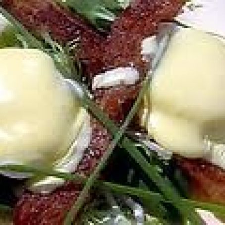 Paula's Fried Green Tomato and Egg Hollandaise