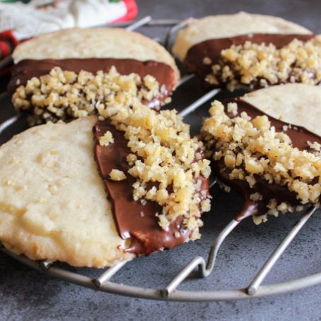 Hazelnut Shortbread Cookies
