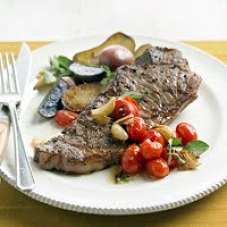 Pan-Fried Garlic Steak and Potatoes