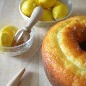 Old-Fashioned Lemon Pound Cake