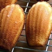 Classic French Madeleines