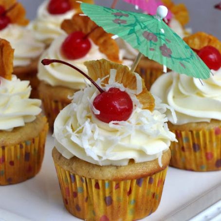 Piña Colada Cupcakes
