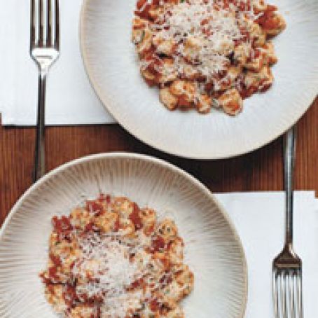 Spinach and Ricotta Gnudi with Tomato-Butter Sauce