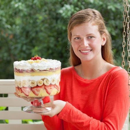 Banana-Strawberry Trifle