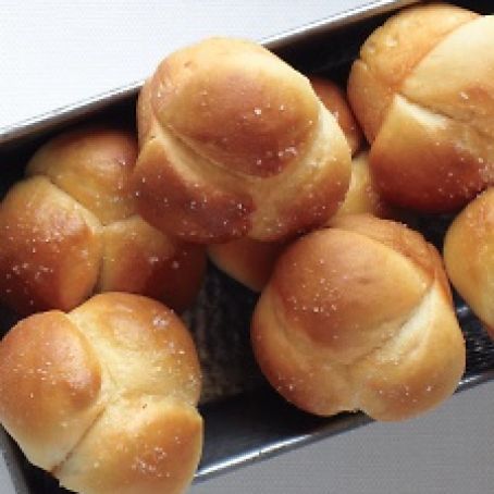 No-Knead Cloverleaf Rolls