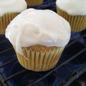 Banana Daiquiris Cupcake