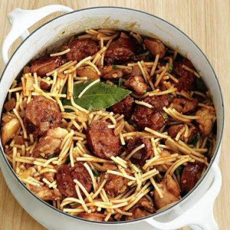 Spanish-Style Noodles with Chicken and Sausage