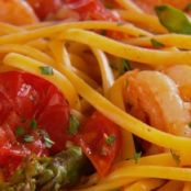 Linguine with Shrimp, Asparagus and Cherry Tomatoes