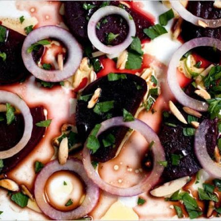 ROASTED SPRING ONION & BEET SALAD