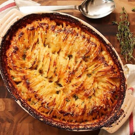Hasselback Potato Gratin