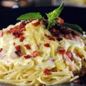 ESPAGUETIS A LA CARBONARA