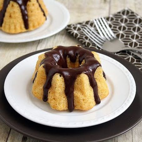 Mini Orange Bundt Cakes