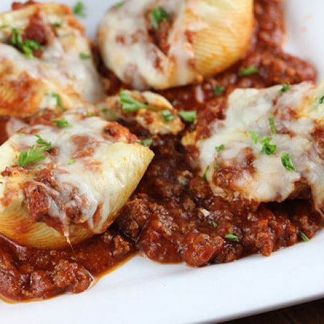 Lasagna Stuffed Shells