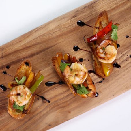 Laila Ali's Pepper and Shrimp Bruschetta