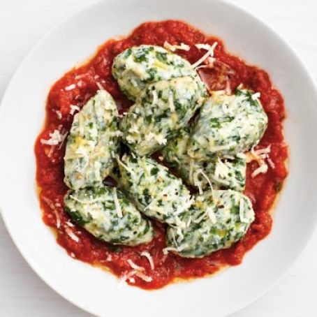 Spinach-Ricotta Dumplings with Garlic Tomato Sauce