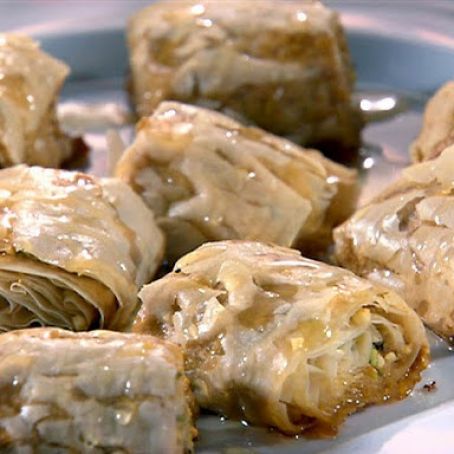 Baklava Roll-Ups