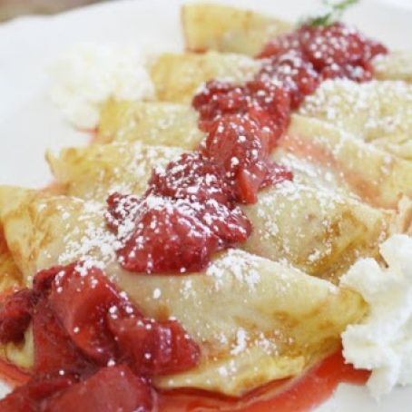 Strawberry Crepe Roll-Ups Recipe