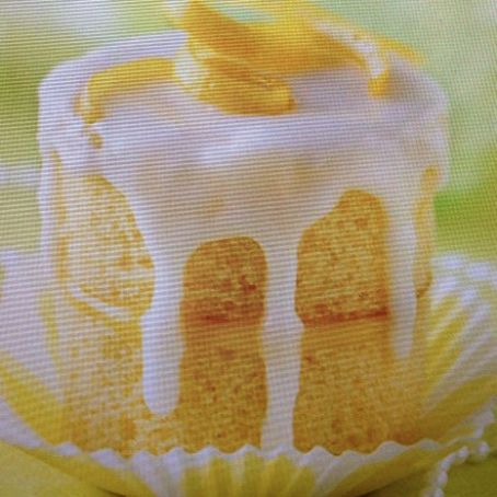 Lemon Champagne Celebration Cupcakes