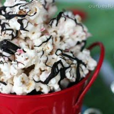 Peppermint bark popcorn