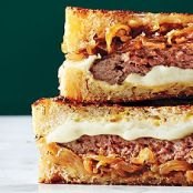 Better Than a Burger: In Praise of the Patty Melt - MensJournal.com