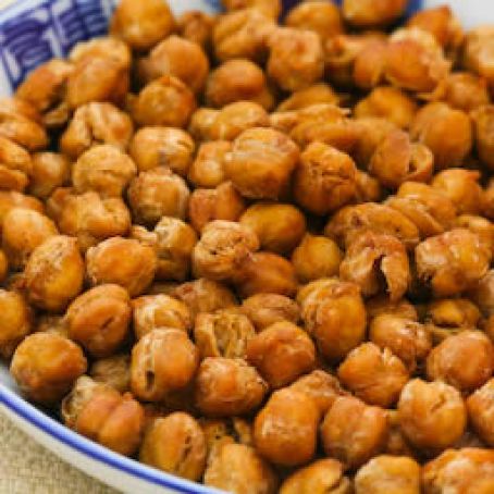 Crispy Roasted Chickpeas with Moroccan Spices
