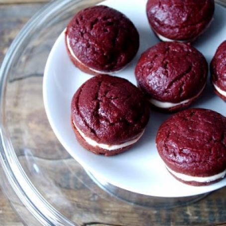Secretly Healthy Red Velvet Whoopie Cakes