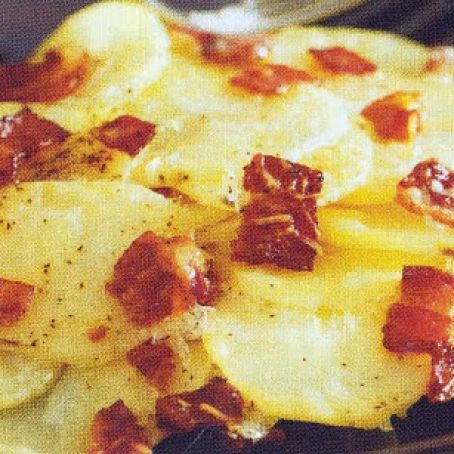 Gratin Potatoes with Asiago Cheese
