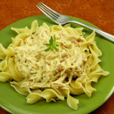 Slow Cooker Bacon Ranch Chicken