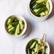 Homestyle Cucumber Salad with Garlic