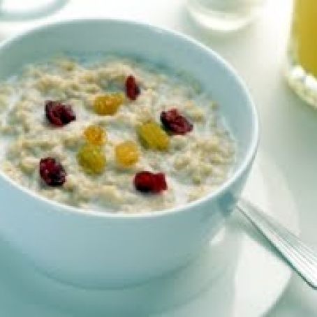 Steel-Cut Oatmeal with Apricots
